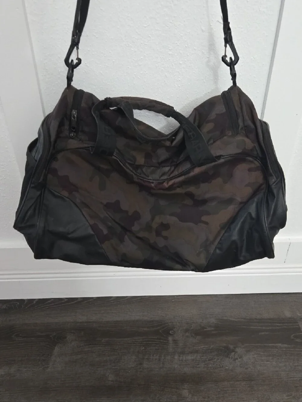 Under Armour Men's Camo Duffel Bag with Black Trim